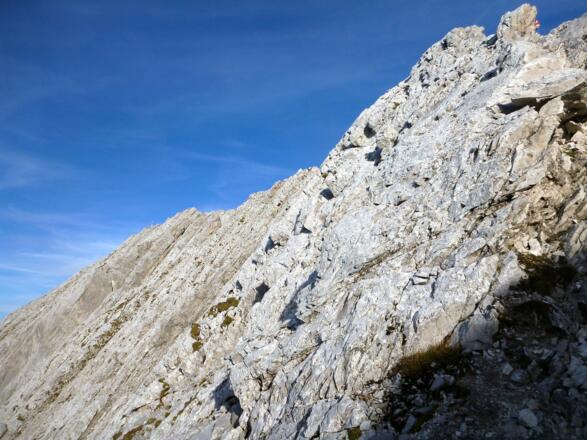 Beginn der Kletterpassagen am Westgrat