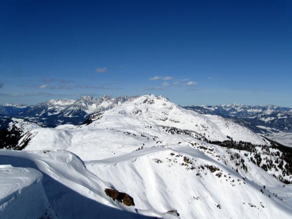Blick hinüber zum Kitzbüheler Horn.