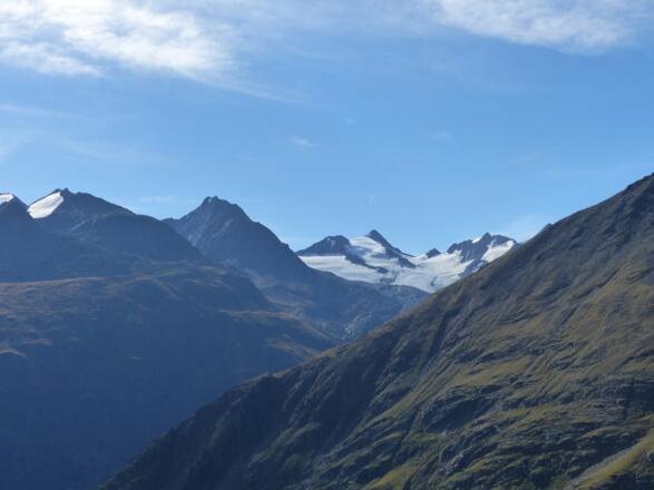 ... und mit Blick auf den Schalfkogel.