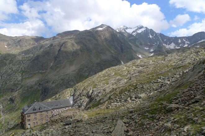 Traumhafte Lage der Nürnberger Hütte