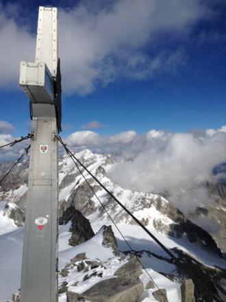 Gipfel mit Blick zum Grosser Löffler