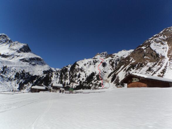 Blick retour zur Oberisshütte und der Abfahrt im unteren Teil der Tour (Frühe Abfahrt notwendig!!)
