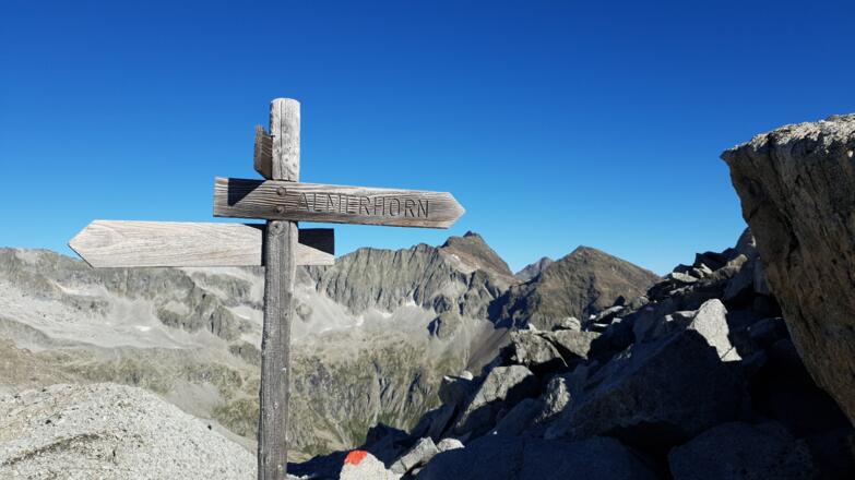 Wegweiser in der Jägerscharte
