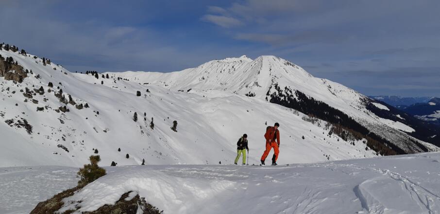 Bis ca. 2000 m sind wir noch einsam unterwegs, dann ...