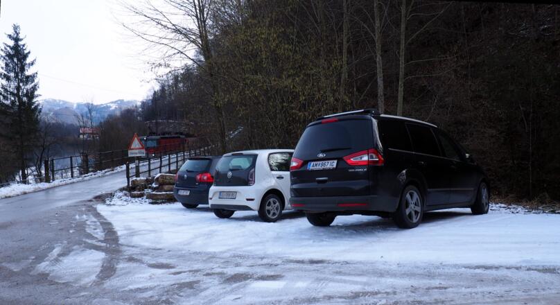 Unterer Parkplatz ~330m Wendbachtal