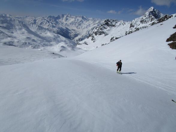 gemütlicher Aufstieg mit tollem Ausblick auf der Südtiroler Seite