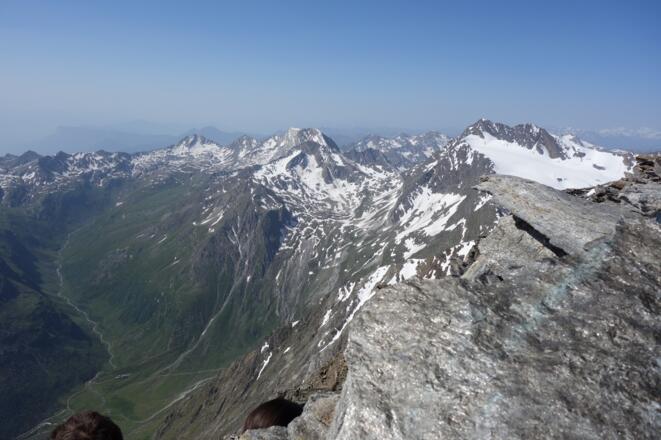 Blick in die Texelgruppe, hinten rechts die Ortlergruppe