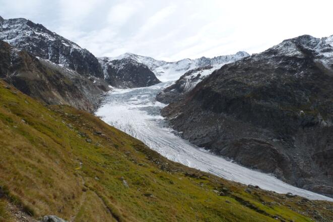 Blick von der &quot;Wannet&quot; auf den mächtigen Gletscherstrom des Gepatschferners.