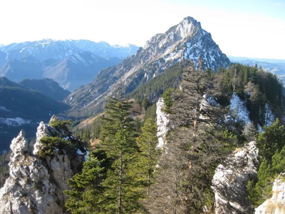 Blick vom Steineck über den Katzenstein zum Traunstein