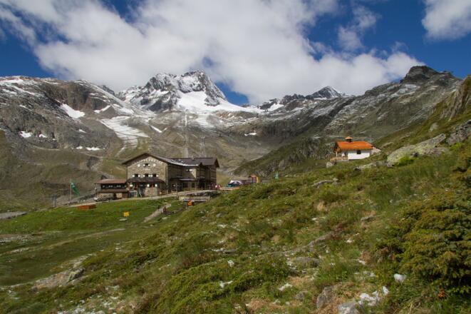 Nachdem Aufstieg auf die Gletscherschliffkante sind es nur noch 200 m bis zur Dresdner Hütte