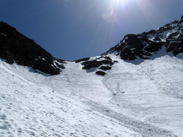 Rückblick in die Gaißkogelscharte - nun auch mit Sonne