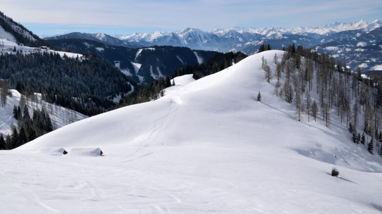Blick zum kleinen Gipfel des Wenghofköpfls