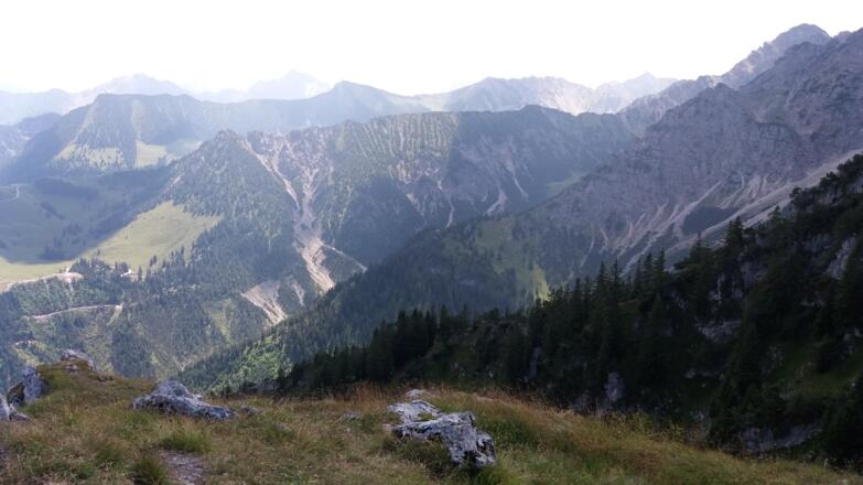Malbun, Augstenberg, Bettlerjoch, Naafkopf: Liechtensteiner Höhenweg: