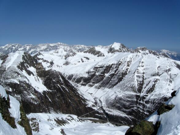 Rietzer Grieskogel, dahinter die Mieminger Kette.