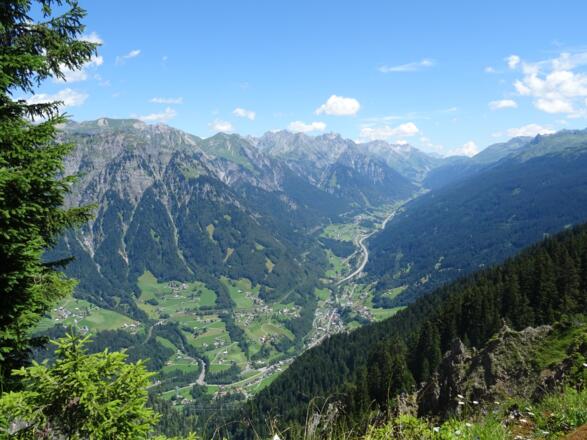Blick hineins ins Klostertal