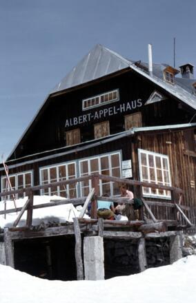 Kurze Rast beim Albert Appelhaus