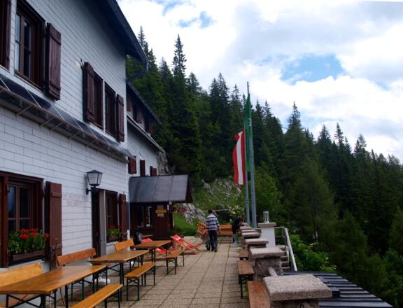 Wieder am Prielschutzhaus 1420m