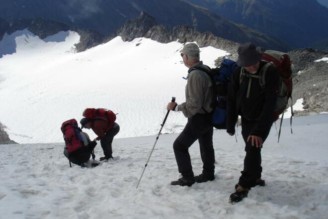 Steiler Gletscher Abstieg