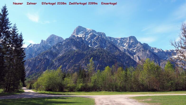 Almtaler Sonnenuhr (590m)