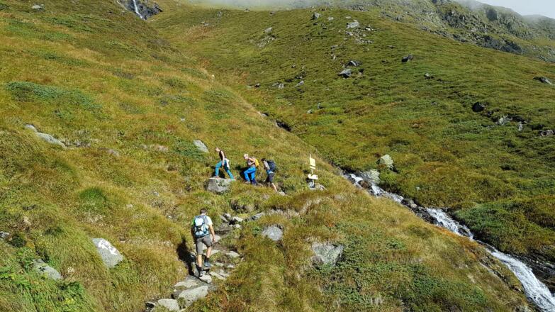 Abzweigung kurz nach der Franz-Senn Hütte Richtung Rinnenspitze