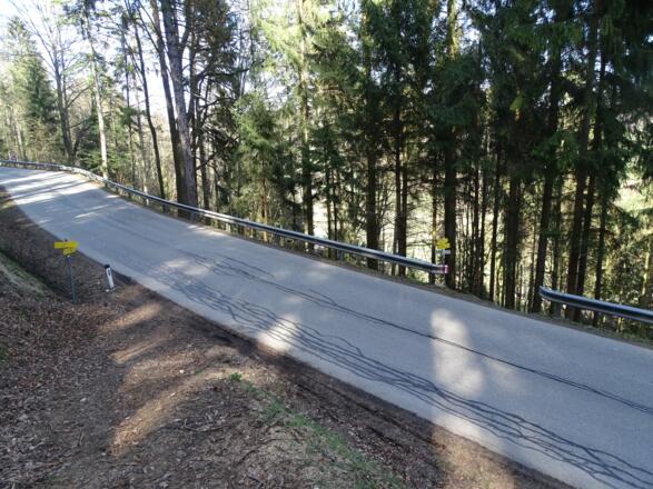 Wir überqueren die Landesstrae