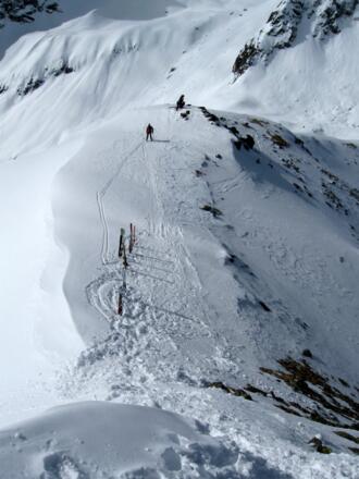 Blick hinunter zum Schidepot