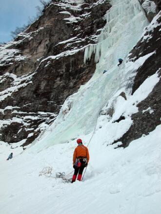 Am Einstieg in die Route Adrenalin