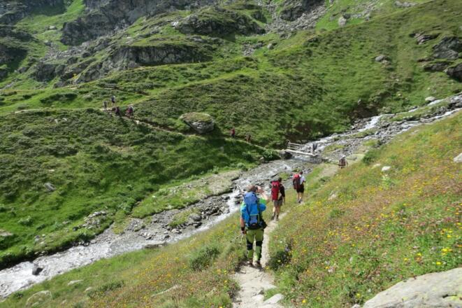 Weiterweg zum Auge Gottes
