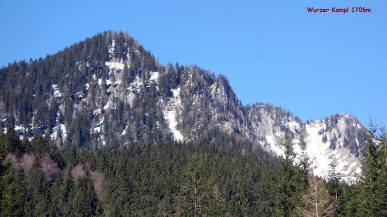 Rückblick von 890m, Pistenteilung