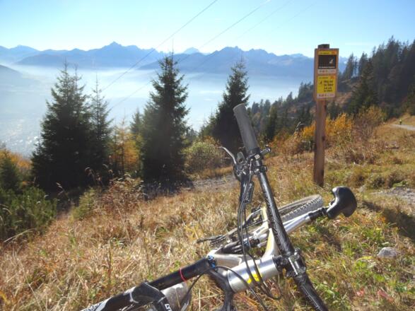 der Weg kreuzt immer wieder den Nordkette-Singletrail