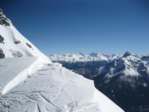 Blick auf die Serles und die Tuxer Alpen