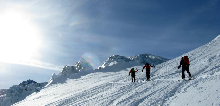 Eine beeindruckende Kullisse umgibt uns !