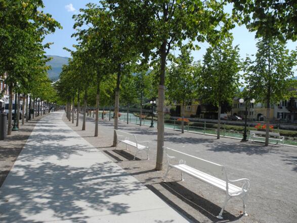 Fast ist das Zentrum erreicht - die neu gestaltete Esplanade