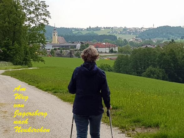 Blick von Jagersberg auf neukirchen an der Vöckla.