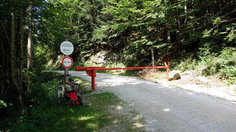 Schranken 1030m, Parkplatz 2