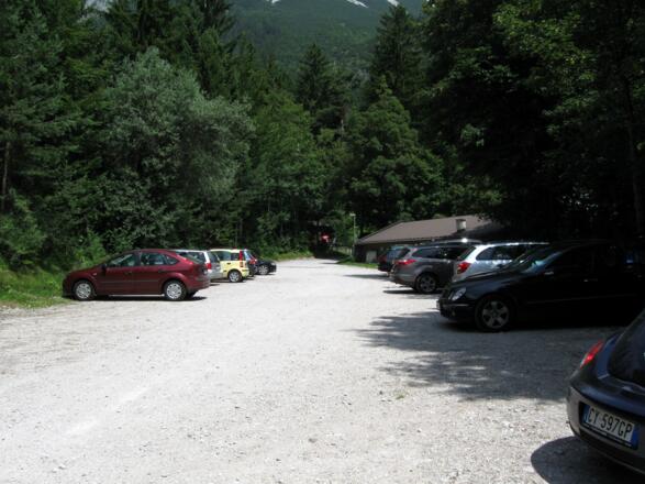 Ankunft am Parkplatz am Ende der Mautstraße, der Ausgangs,- und Endpunkt der Tour.