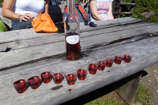 Gipfelschnapserl vom Hotel Alpendorf