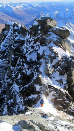 Glocknerscharte im Abstieg, diesmal ohne den gefürchteten "Gegenverkehr".