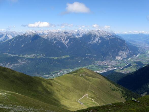 Blick ins Karwendel. Davor der Archbrandkopf.