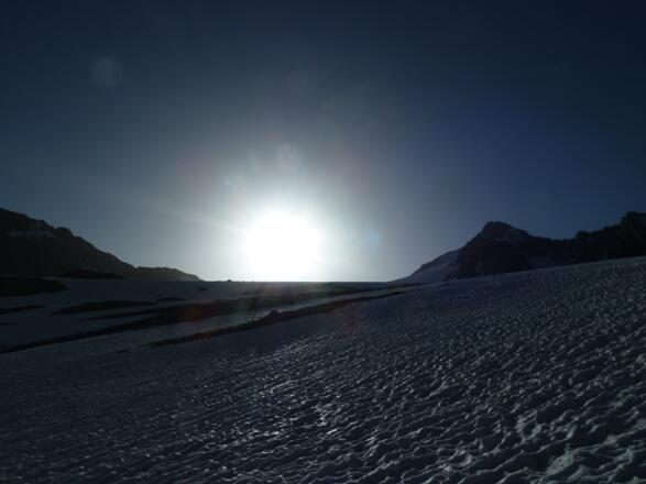 Auf dem Vermuntgletscher steigt man stetig bergan