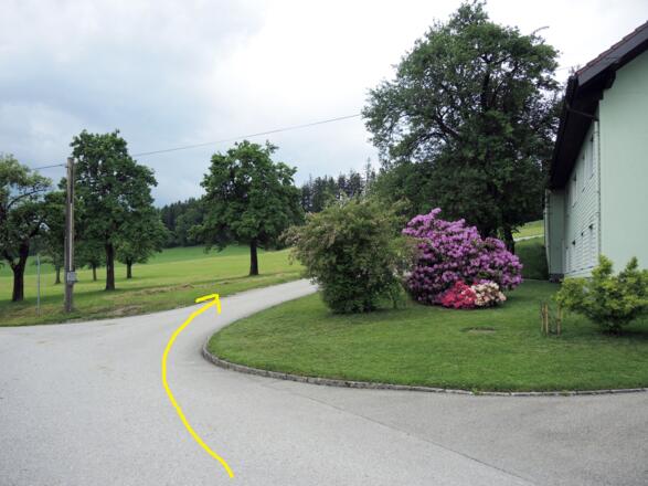 Rechts abbiegen zur Karolinenhöhe