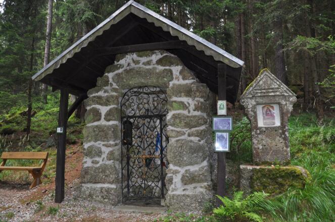 Kreuzweg Zettwing