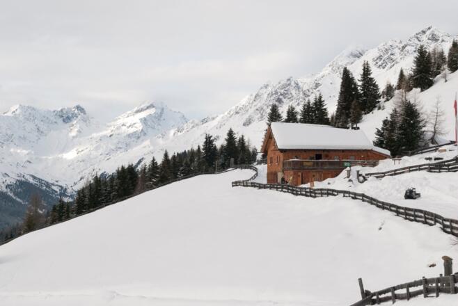 Roaner Alm: Gemütliches Hüttenziel mit sehr guter Küche