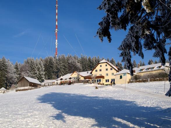 Giselahaus 885m und Sender