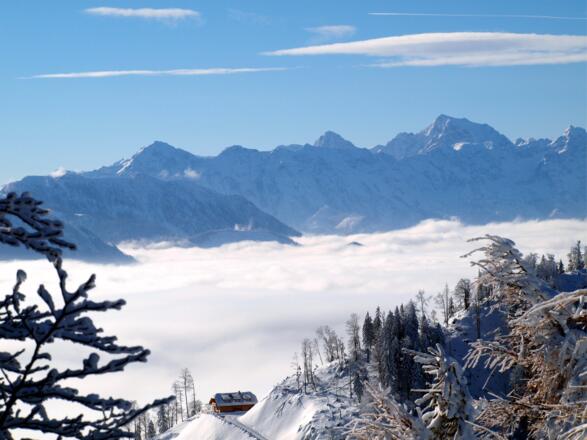 Steinbruchhütte im Süden mit Prielkamm