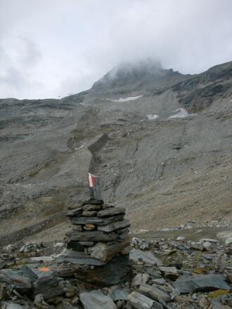 Steinmann am Weg zur Niederen Scharte