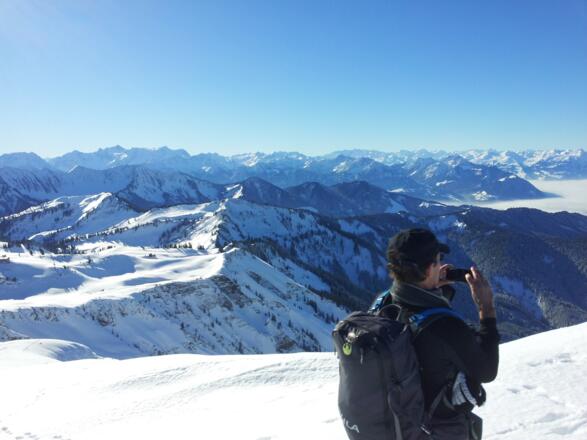 Blick in Richtung Rätikon. Höchster Gipfel links Schesaplana.