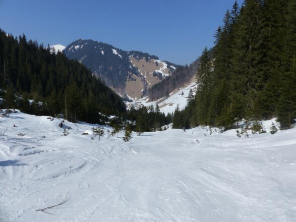 Genussvoll geht es bei Firn hinaus zum Ausgangspunkt.
