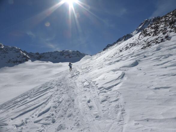 Schöner, leichter Abstieg ins Zwiselbachtal.
