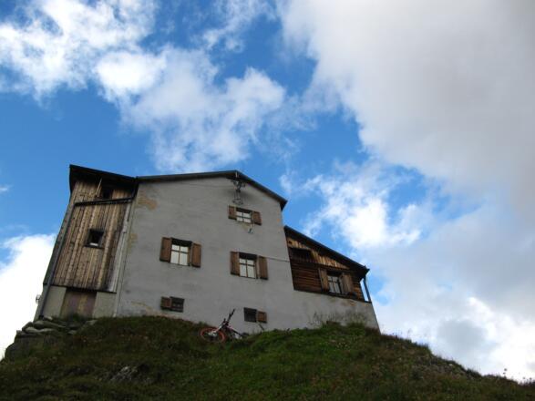 die sympatische Lenkjöchlhütte